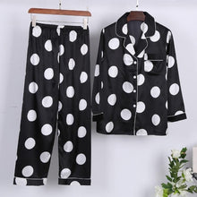 Load image into Gallery viewer, B & W polka