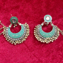 Load image into Gallery viewer, Long Beautiful Moon Earrings