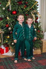 Load image into Gallery viewer, Green winter Velvet PJ
